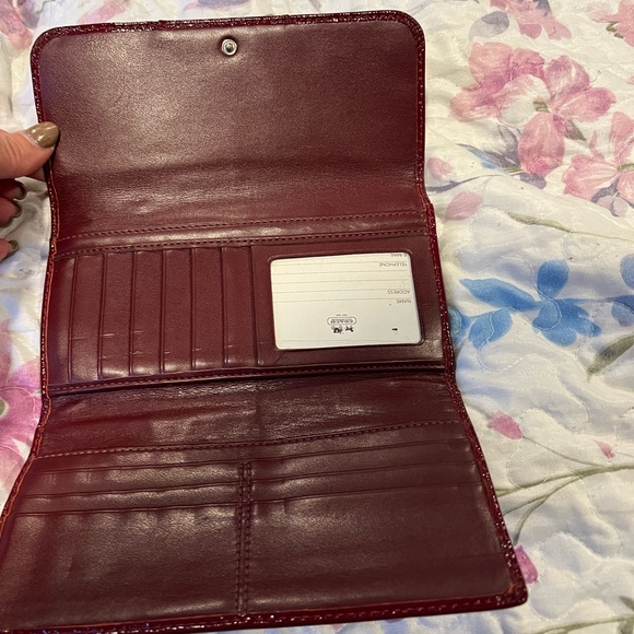 Red shiny leather coach purse and wallet - Picture 3 of 10